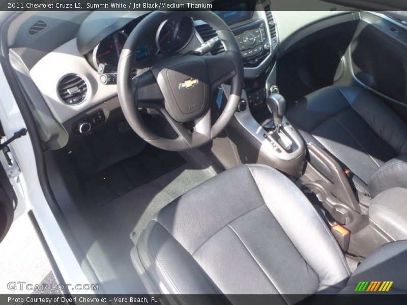 Summit White / Jet Black/Medium Titanium 2011 Chevrolet Cruze LS