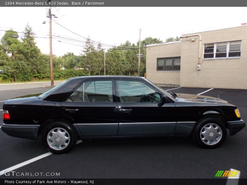 Black / Parchment 1994 Mercedes-Benz E 420 Sedan