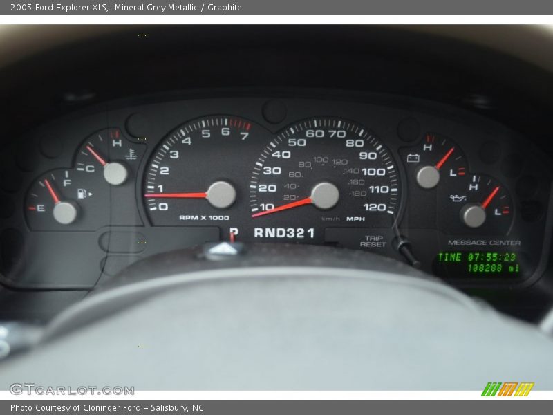 Mineral Grey Metallic / Graphite 2005 Ford Explorer XLS