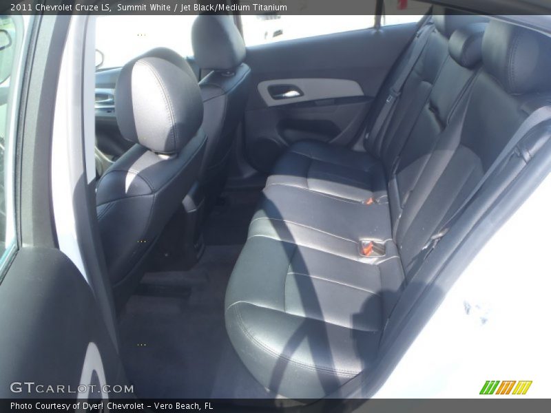 Summit White / Jet Black/Medium Titanium 2011 Chevrolet Cruze LS
