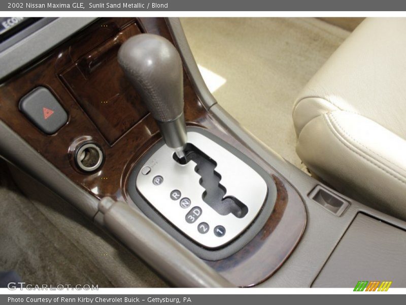 Sunlit Sand Metallic / Blond 2002 Nissan Maxima GLE