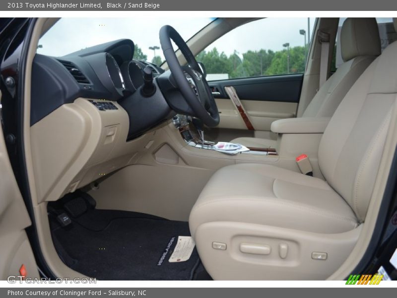 Black / Sand Beige 2013 Toyota Highlander Limited