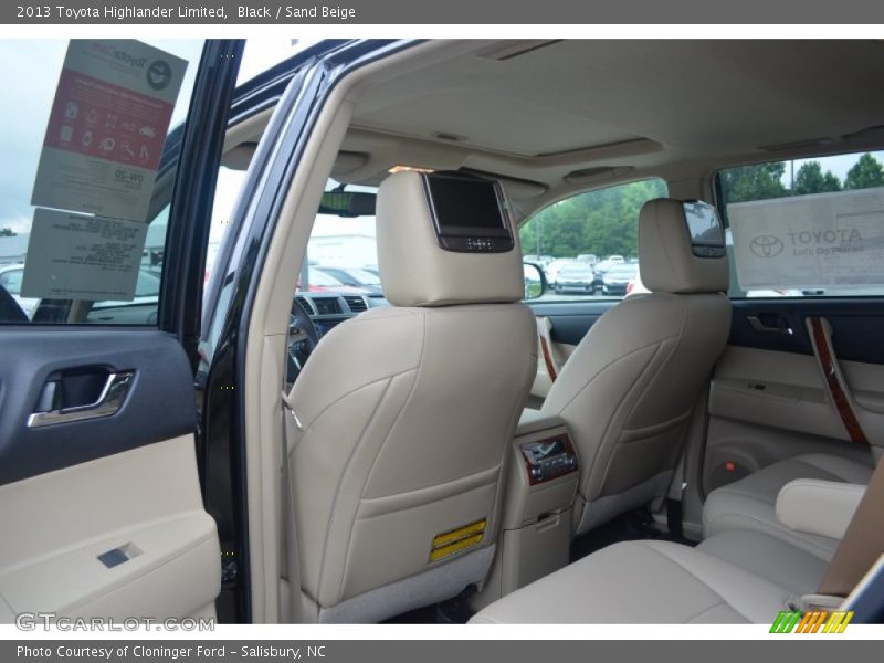 Black / Sand Beige 2013 Toyota Highlander Limited