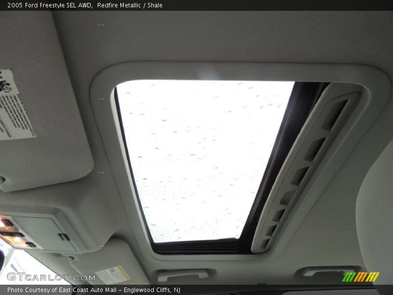 Redfire Metallic / Shale 2005 Ford Freestyle SEL AWD