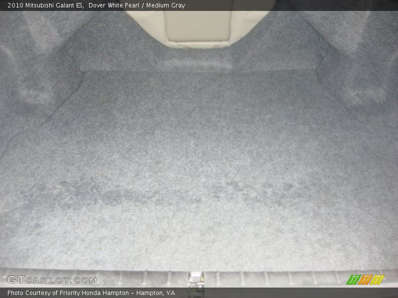 Dover White Pearl / Medium Gray 2010 Mitsubishi Galant ES