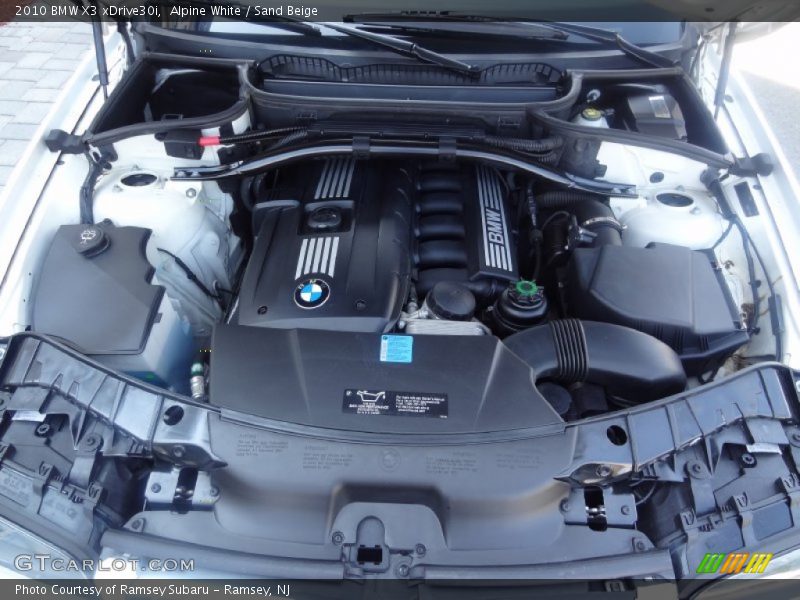 Alpine White / Sand Beige 2010 BMW X3 xDrive30i