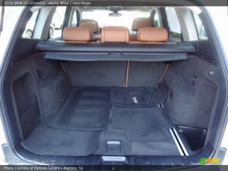 Alpine White / Sand Beige 2010 BMW X3 xDrive30i