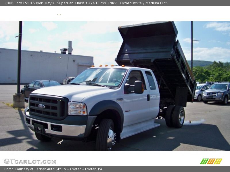Oxford White / Medium Flint 2006 Ford F550 Super Duty XL SuperCab Chassis 4x4 Dump Truck