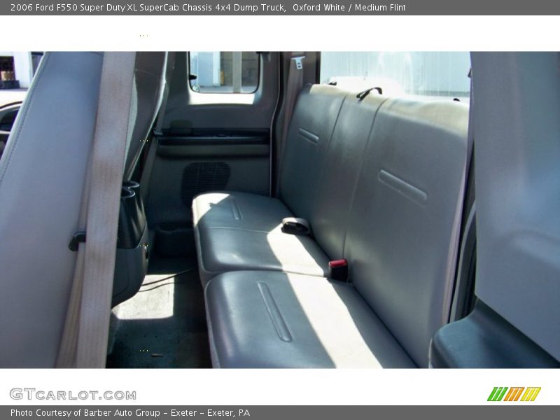 Oxford White / Medium Flint 2006 Ford F550 Super Duty XL SuperCab Chassis 4x4 Dump Truck