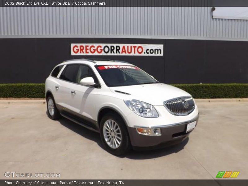 White Opal / Cocoa/Cashmere 2009 Buick Enclave CXL