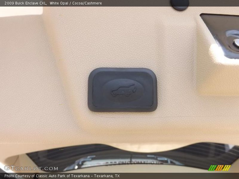 White Opal / Cocoa/Cashmere 2009 Buick Enclave CXL