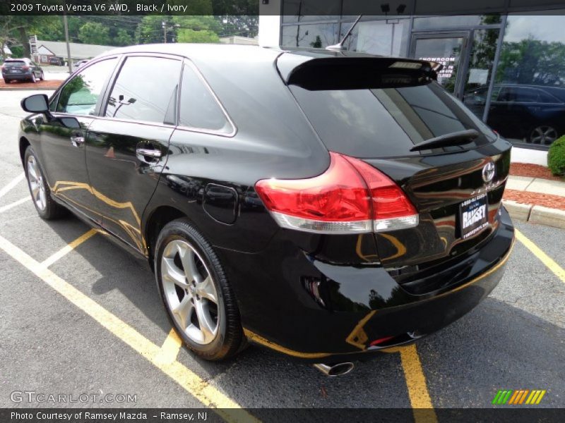 Black / Ivory 2009 Toyota Venza V6 AWD