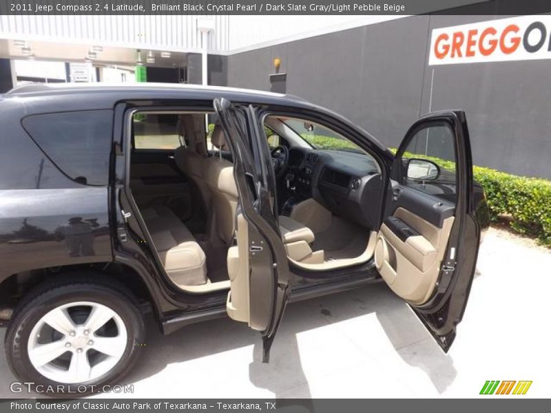 Brilliant Black Crystal Pearl / Dark Slate Gray/Light Pebble Beige 2011 Jeep Compass 2.4 Latitude