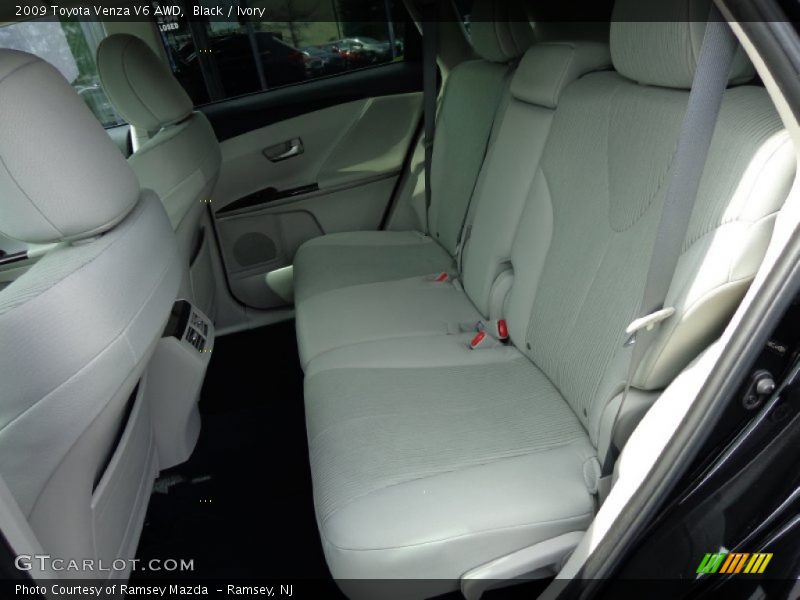 Black / Ivory 2009 Toyota Venza V6 AWD