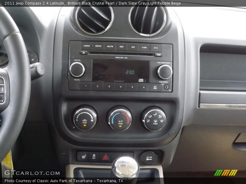 Brilliant Black Crystal Pearl / Dark Slate Gray/Light Pebble Beige 2011 Jeep Compass 2.4 Latitude