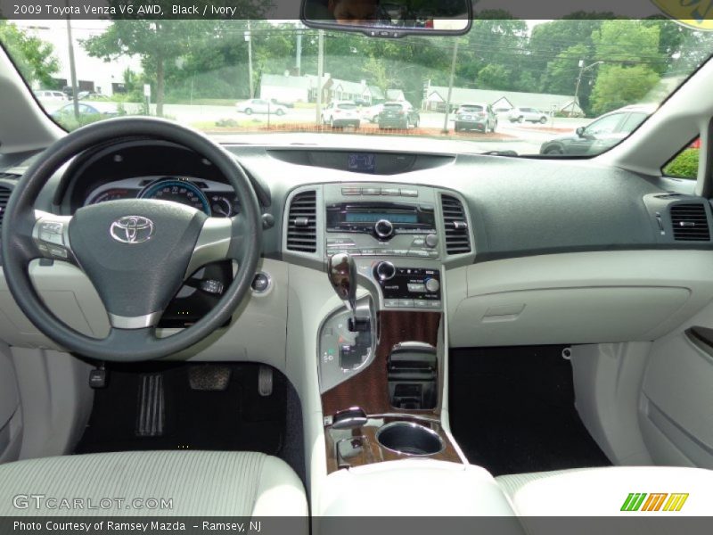 Black / Ivory 2009 Toyota Venza V6 AWD