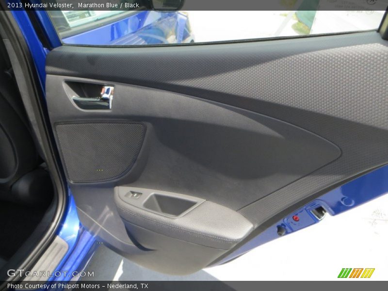 Marathon Blue / Black 2013 Hyundai Veloster