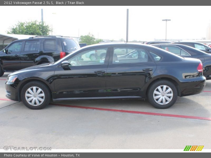 Black / Titan Black 2012 Volkswagen Passat 2.5L S