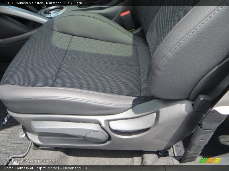 Marathon Blue / Black 2013 Hyundai Veloster