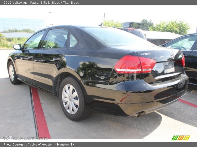 Black / Titan Black 2012 Volkswagen Passat 2.5L S