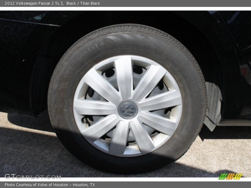 Black / Titan Black 2012 Volkswagen Passat 2.5L S
