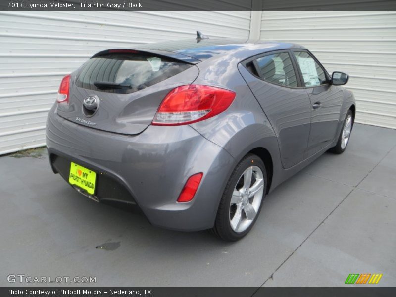 Triathlon Gray / Black 2013 Hyundai Veloster