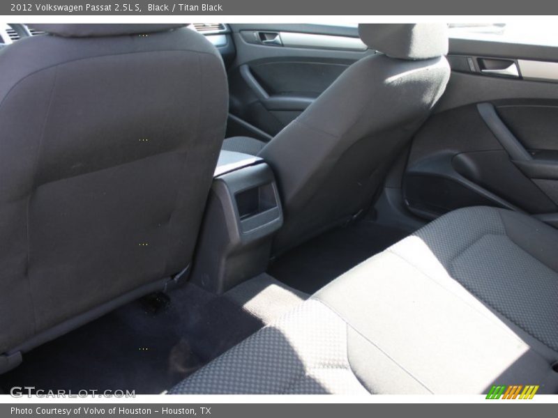 Black / Titan Black 2012 Volkswagen Passat 2.5L S