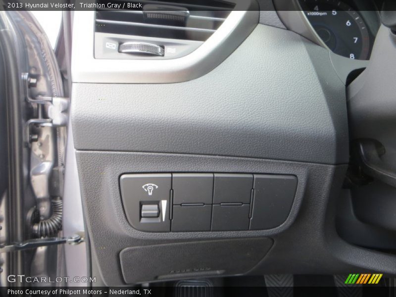 Triathlon Gray / Black 2013 Hyundai Veloster