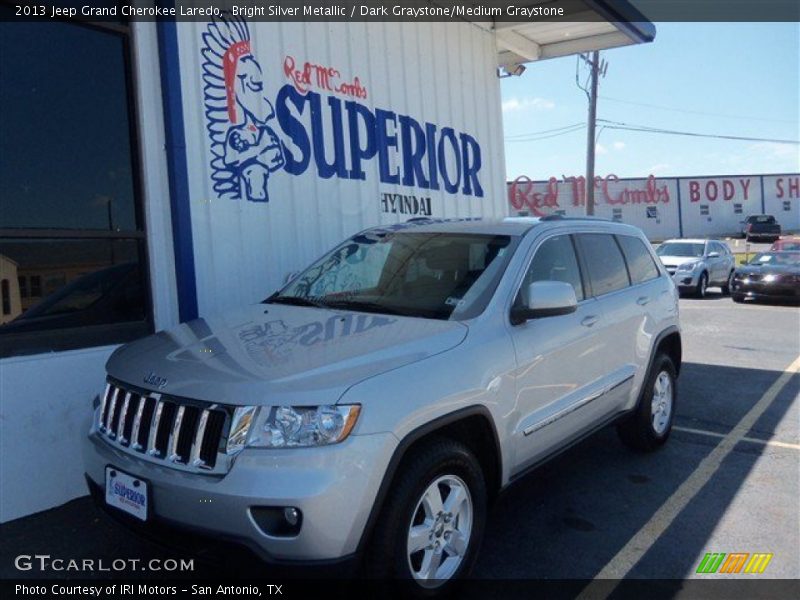 Bright Silver Metallic / Dark Graystone/Medium Graystone 2013 Jeep Grand Cherokee Laredo