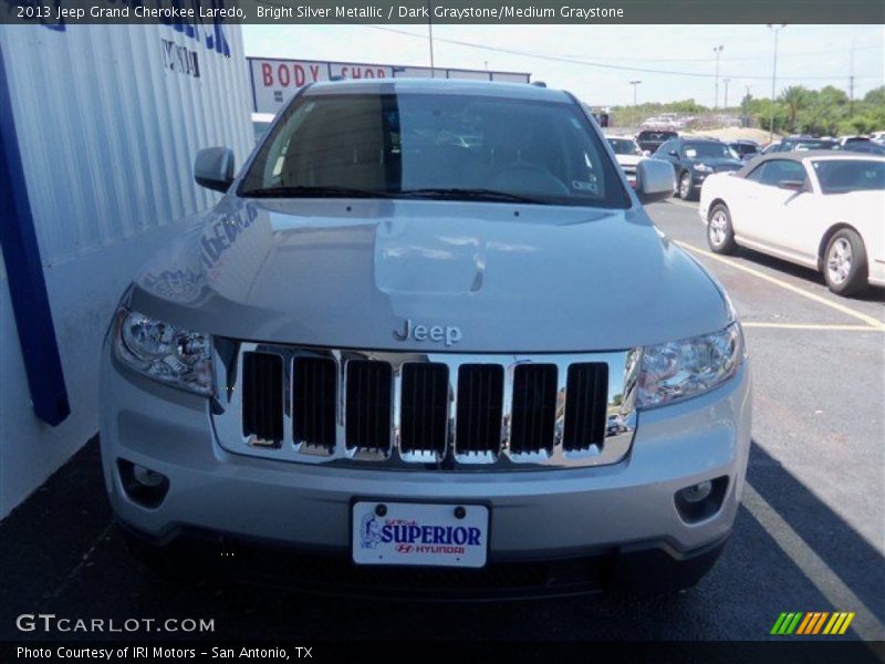 Bright Silver Metallic / Dark Graystone/Medium Graystone 2013 Jeep Grand Cherokee Laredo