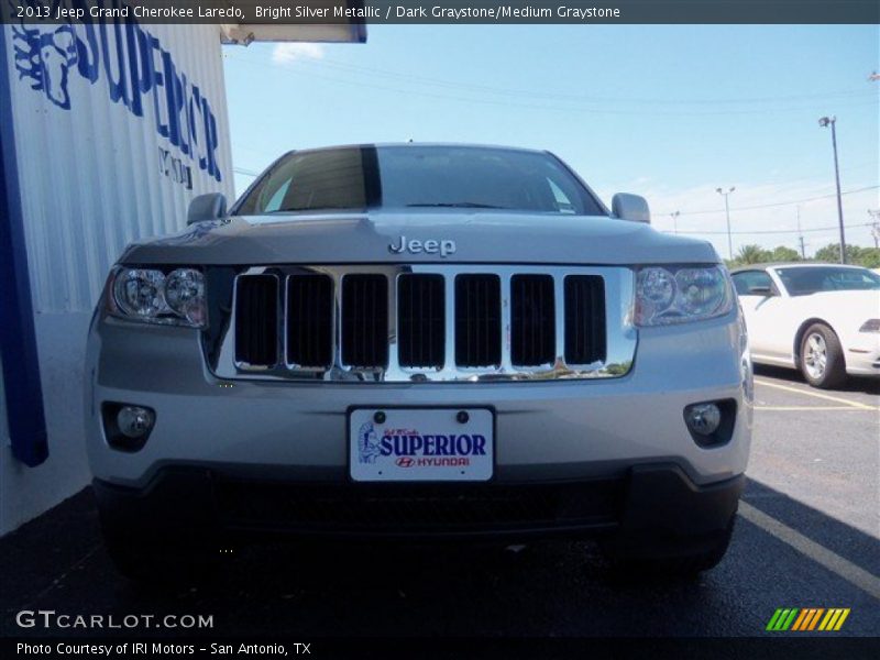 Bright Silver Metallic / Dark Graystone/Medium Graystone 2013 Jeep Grand Cherokee Laredo