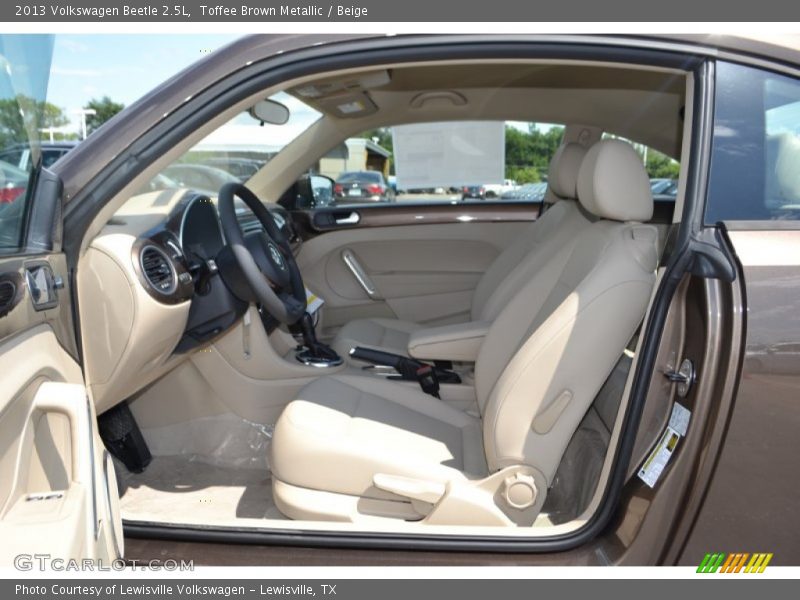Toffee Brown Metallic / Beige 2013 Volkswagen Beetle 2.5L