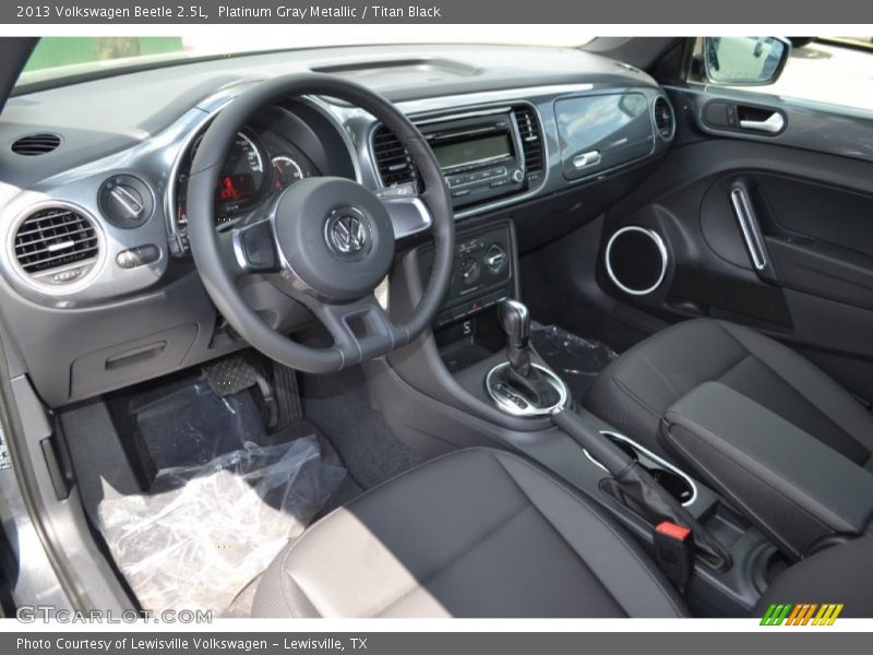 Platinum Gray Metallic / Titan Black 2013 Volkswagen Beetle 2.5L