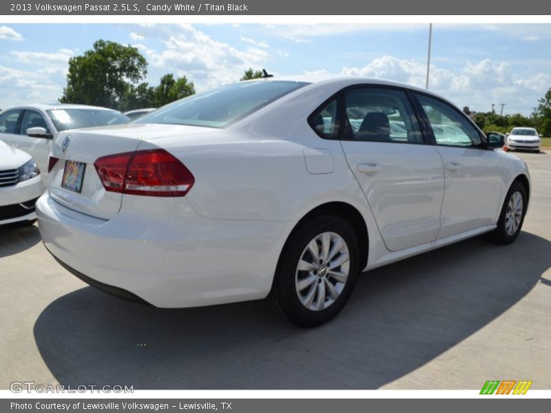 Candy White / Titan Black 2013 Volkswagen Passat 2.5L S
