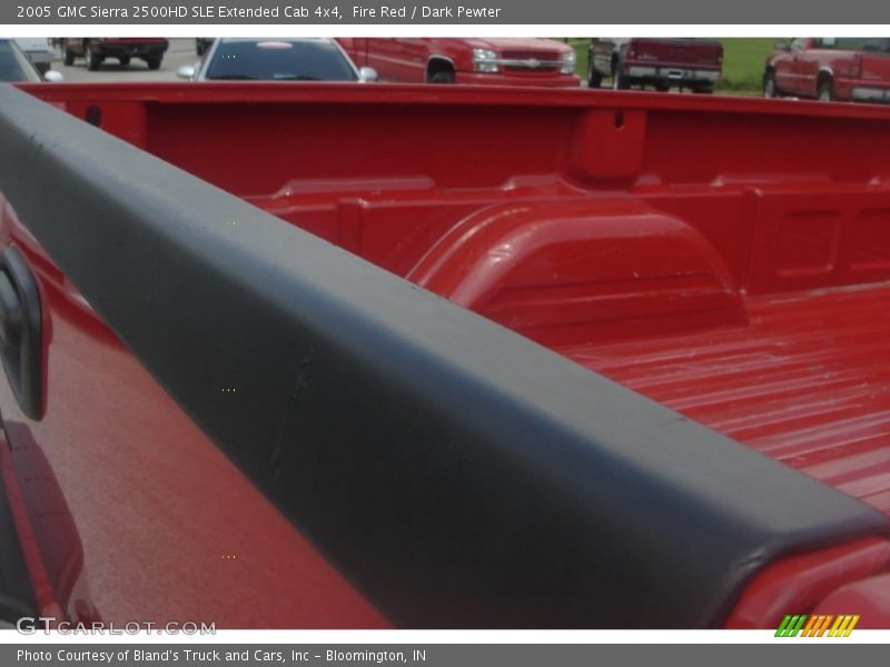 Fire Red / Dark Pewter 2005 GMC Sierra 2500HD SLE Extended Cab 4x4