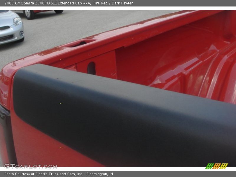Fire Red / Dark Pewter 2005 GMC Sierra 2500HD SLE Extended Cab 4x4
