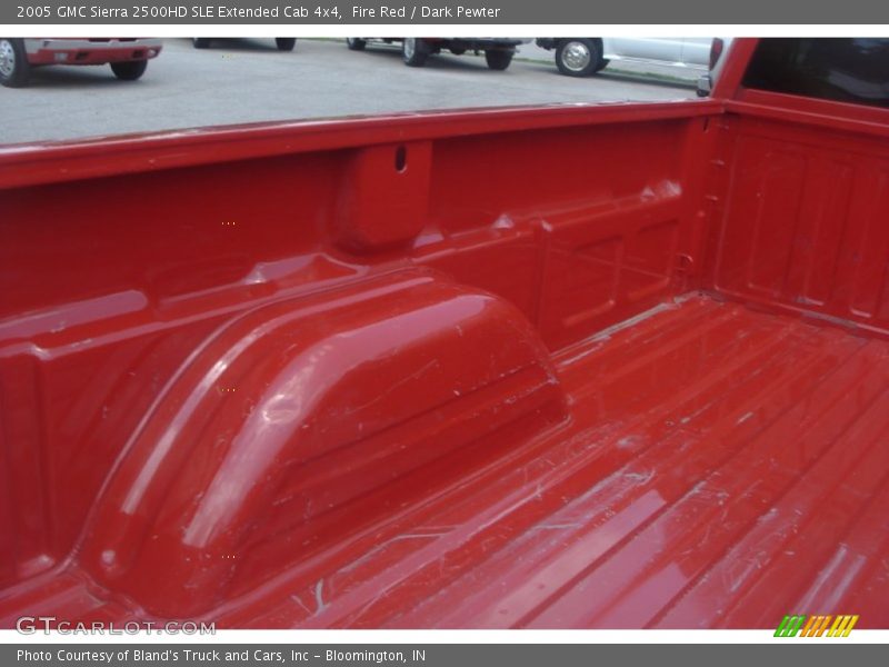 Fire Red / Dark Pewter 2005 GMC Sierra 2500HD SLE Extended Cab 4x4