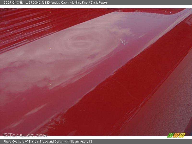 Fire Red / Dark Pewter 2005 GMC Sierra 2500HD SLE Extended Cab 4x4