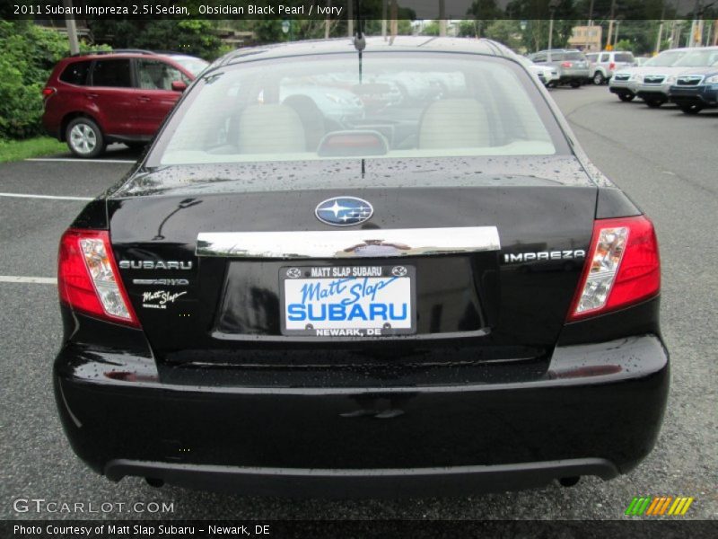 Obsidian Black Pearl / Ivory 2011 Subaru Impreza 2.5i Sedan