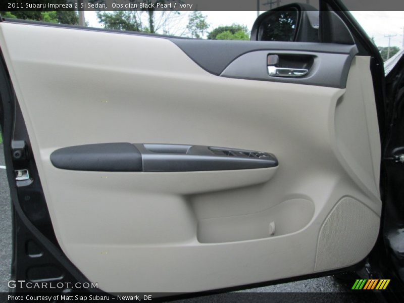 Obsidian Black Pearl / Ivory 2011 Subaru Impreza 2.5i Sedan
