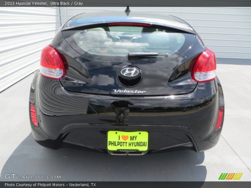 Ultra Black / Gray 2013 Hyundai Veloster