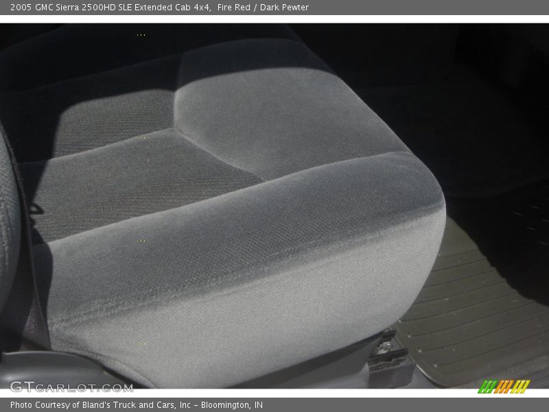Fire Red / Dark Pewter 2005 GMC Sierra 2500HD SLE Extended Cab 4x4