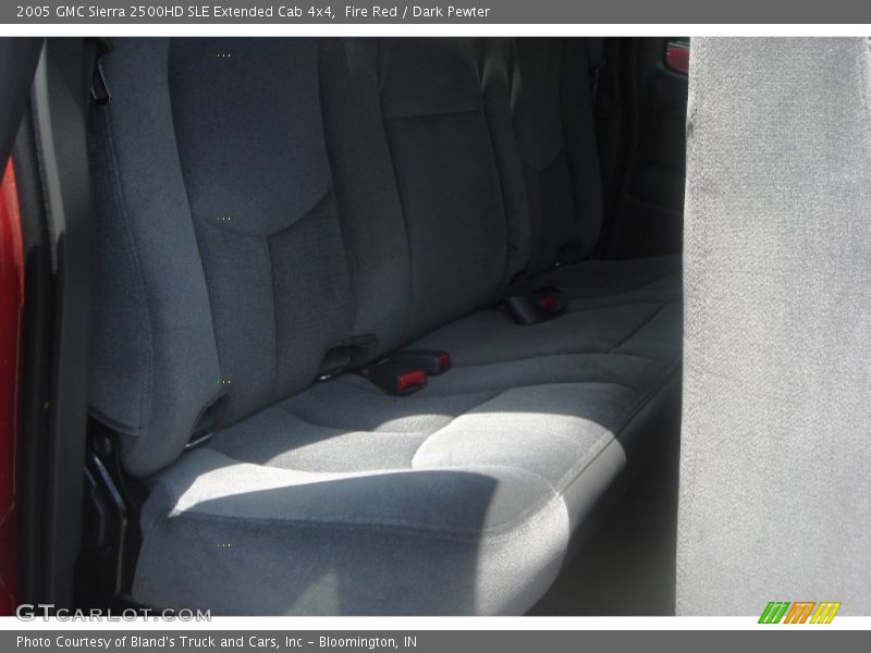 Fire Red / Dark Pewter 2005 GMC Sierra 2500HD SLE Extended Cab 4x4