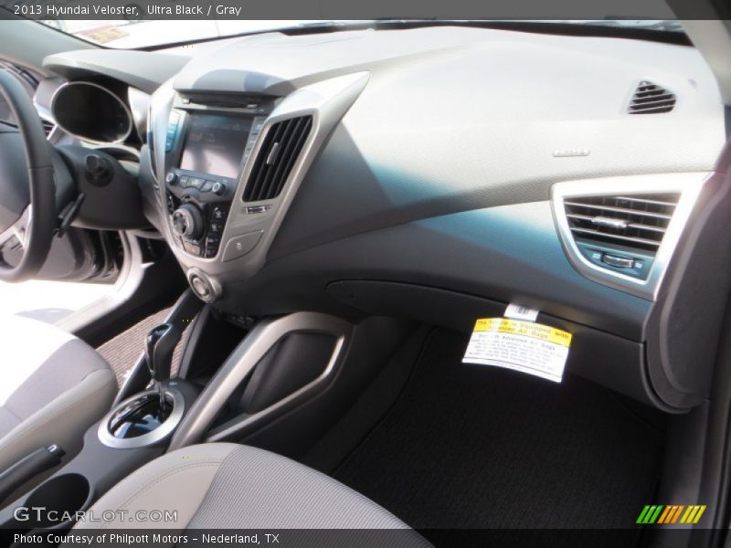 Ultra Black / Gray 2013 Hyundai Veloster