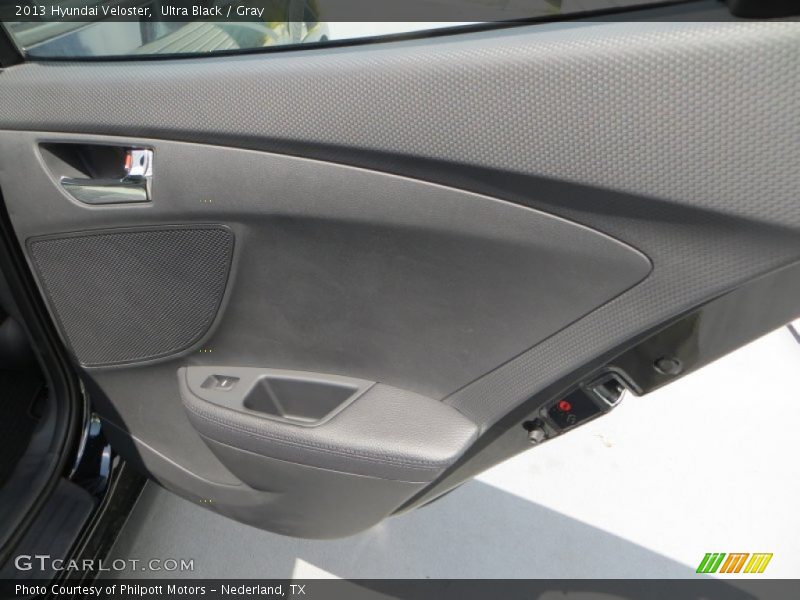 Ultra Black / Gray 2013 Hyundai Veloster