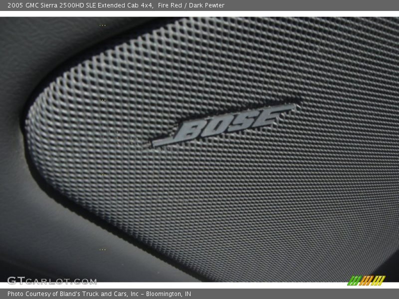 Fire Red / Dark Pewter 2005 GMC Sierra 2500HD SLE Extended Cab 4x4