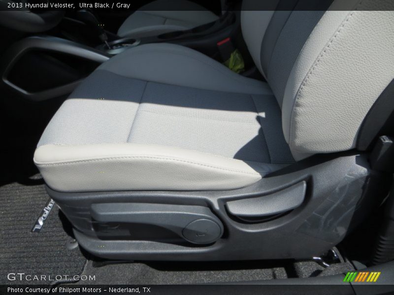 Ultra Black / Gray 2013 Hyundai Veloster