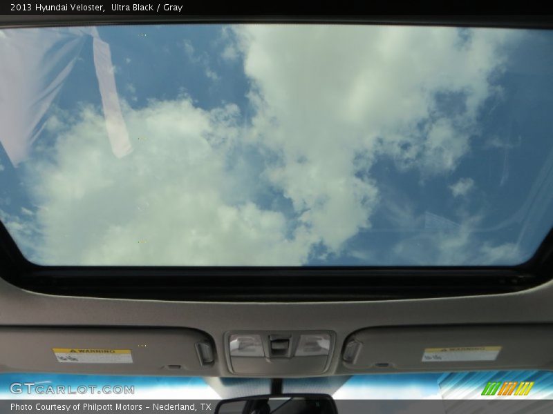 Ultra Black / Gray 2013 Hyundai Veloster
