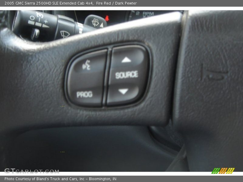 Fire Red / Dark Pewter 2005 GMC Sierra 2500HD SLE Extended Cab 4x4
