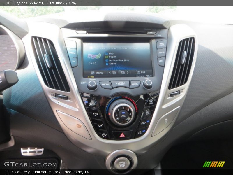 Ultra Black / Gray 2013 Hyundai Veloster